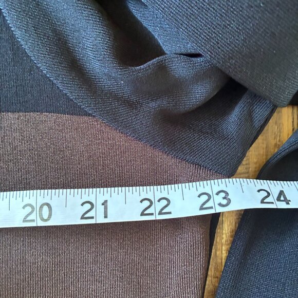 Vintage Misook Brown & Black Cardigan Officewear, Careerwear, Old Money, Classic - Picture 8 of 8